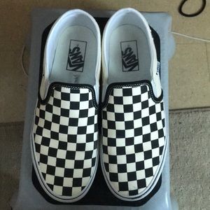 CHECKERED VANS WOMENS 8.5